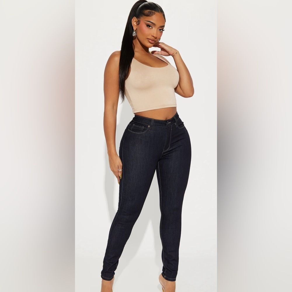 Aria Sculpting Skinny Jeans - Dark Wash Size 9